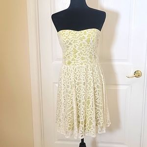 Guess white lace strapless dress size 12